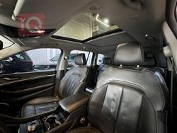 جیپ گراند شیرۆکی